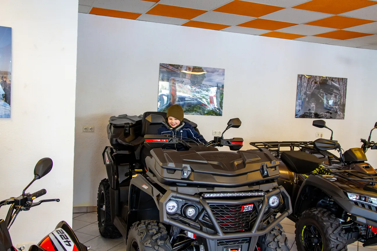 Quadfactory Beitler, Open Day 23, Quad im Ausstellungsraum